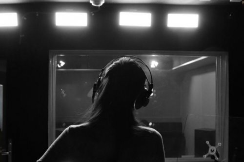 녹음실대여: 전문가의 안내와 빠른 예약 방법